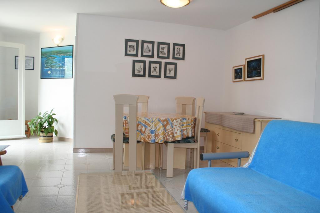 Apartments Lada 1217 Premantura Eksteriør bilde