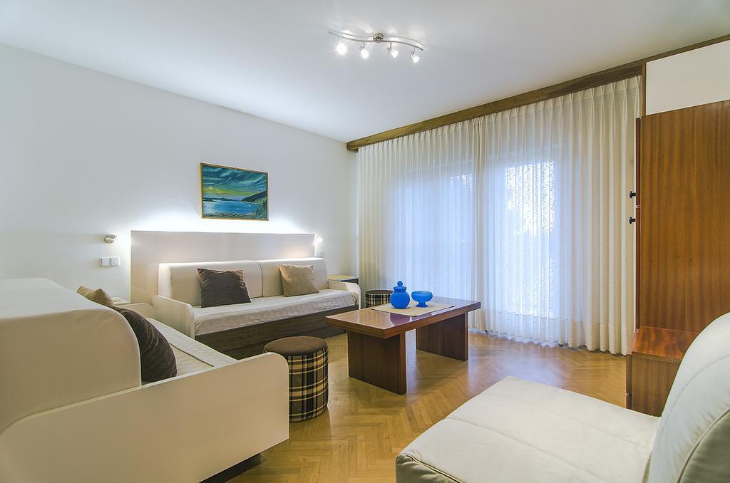 Apartments Lada 1217 Premantura Eksteriør bilde